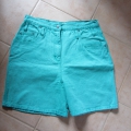 Bild 1 von kurze Damenhose, Sommerhose, grün, Größe zirka 44 ✔️